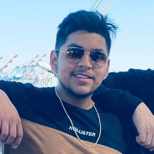 Meet your Posher, Emilio